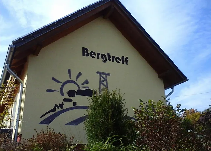 Klein Am Natursteig Sieg Apartamento